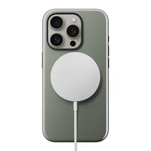 Laden Sie das Bild in den Galerie-Viewer, product_closeup|NOMAD iPhone 15 Pro Sport Case, Coastal Rock
