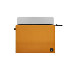 MacBook Pro 14 Zoll Hülle in gelb von Native Union