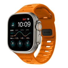 Load image into Gallery viewer, product_closeup|Armband für Smartwatch Apple Ultra in der Farbe Orange/Blaze
