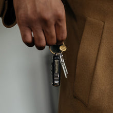 Load image into Gallery viewer, dark|Orbitkey Ring v2, Gold
