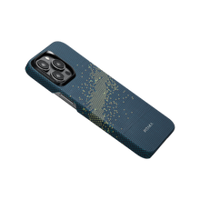 Laden Sie das Bild in den Galerie-Viewer, product_closeup|Pitaka iPhone 15 Pro Max StarPeak MagEZ Case 4, 600D Milky Way Galaxy
