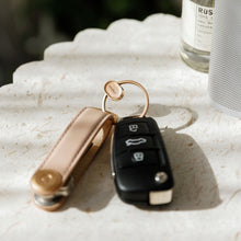 Load image into Gallery viewer, dark|Orbitkey Ring v2, Rose Gold
