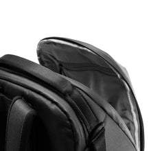 Load image into Gallery viewer, product_closeup|Peak Design Everyday Backpack Zip, 20 Liter, Schwarz
