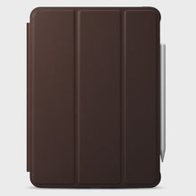 Load and play video in Gallery viewer, product_closeup|NOMAD iPad Pro 11 Zoll Modern Leder Folio, Rustic Brown
