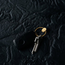 Load image into Gallery viewer, dark|Orbitkey Ring v2, Gold
