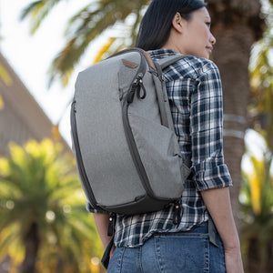 Peak Design Everyday Backpack, Zip, 15 Liter, Ash/Grau