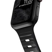 Load image into Gallery viewer, product_closeup|Apple Watch Strap in Black
