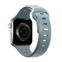 Laden Sie das Bild in den Galerie-Viewer, product_closeup|NOMAD Sportarmband Apple Watch Blau
