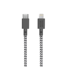 Laden Sie das Bild in den Galerie-Viewer, product_closeup|Native Union USB-C zu Lightning Kabel 1,2m Zebra
