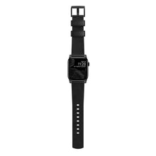 Load image into Gallery viewer, product_closeup|Apple Watch 44mm Armband aus Horween Leder
