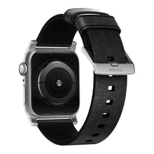 Laden Sie das Bild in den Galerie-Viewer, product_closeup|NOMAD Apple Watch Band Leather Horween Black
