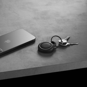 Rugged Keychain in Black for Apple AirTags